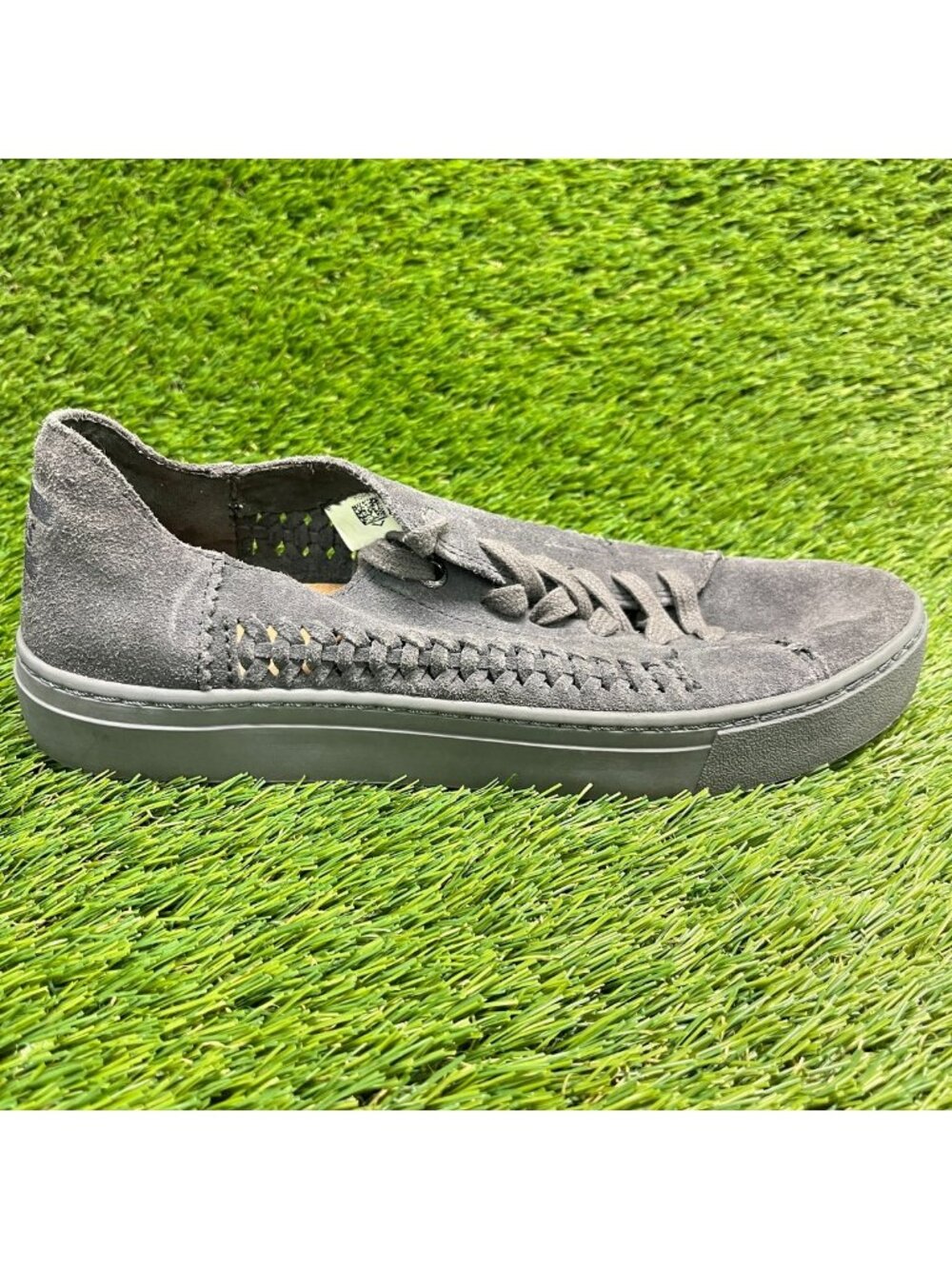 Toms Lenox Low Womens Size 8 Gray Casual Comfort Suede Lace Up Shoes Sneakers